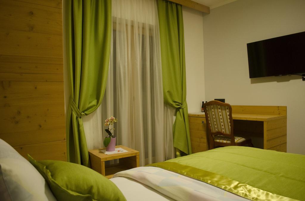 Guest House Gostisce Jutrisa Rogatec Exterior foto